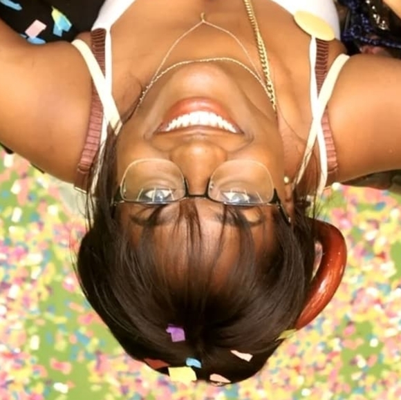 Meet your Posher, Chanaia - Picture 6 of 10